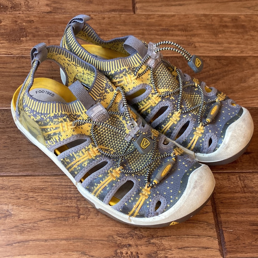 Keen Evofit One Hiking Outdoor Sandals in Gray & Yellow Women's Size 9.5